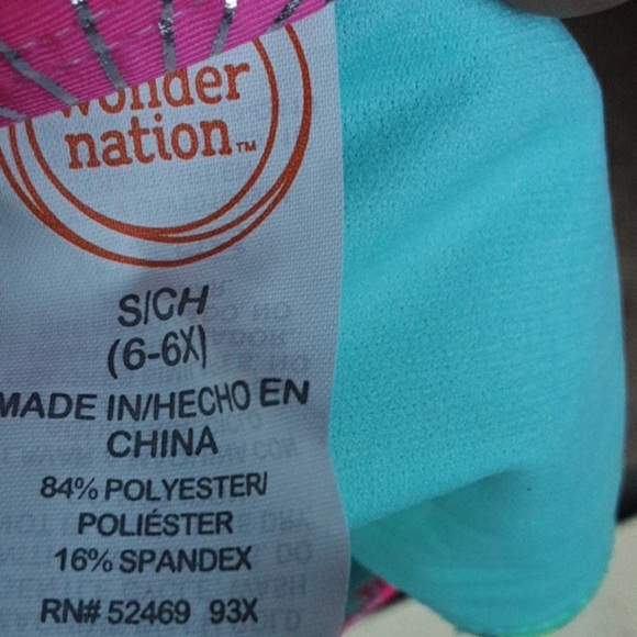 Two piece swimsuit - Picture 6 of 6